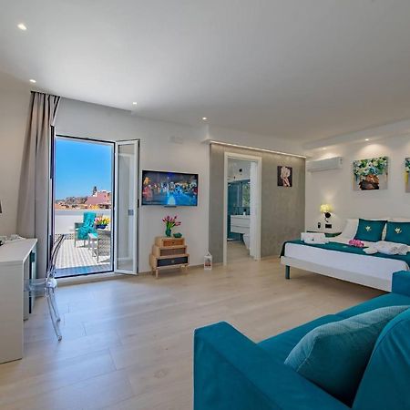 شاكا Vittoria Luxury Rooms المظهر الخارجي الصورة