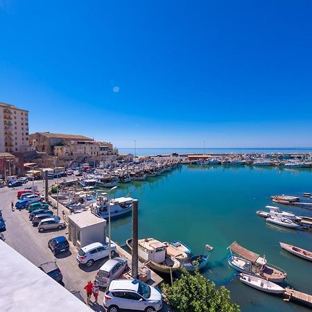 شاكا Vittoria Luxury Rooms المظهر الخارجي الصورة