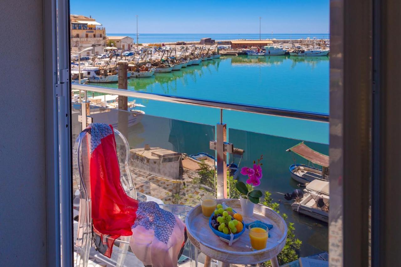 شاكا Vittoria Luxury Rooms المظهر الخارجي الصورة