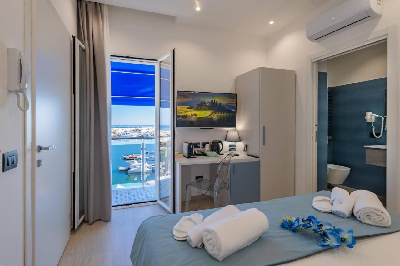 شاكا Vittoria Luxury Rooms المظهر الخارجي الصورة