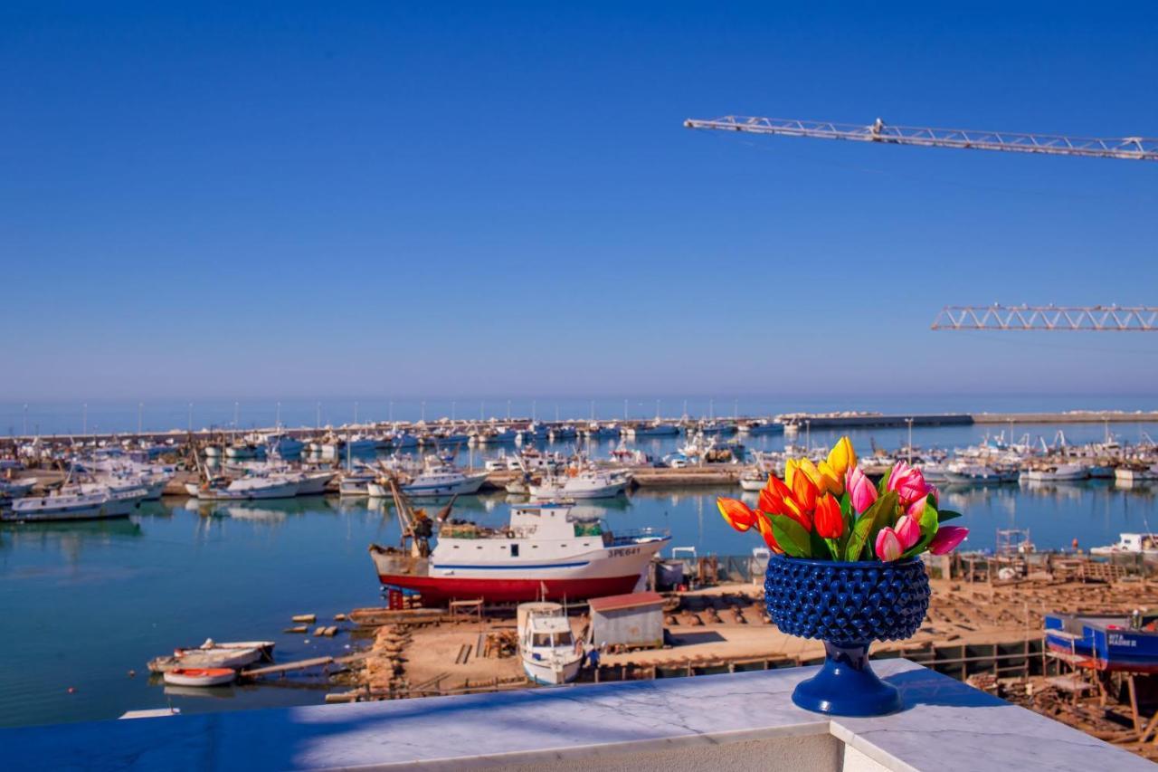 شاكا Vittoria Luxury Rooms المظهر الخارجي الصورة