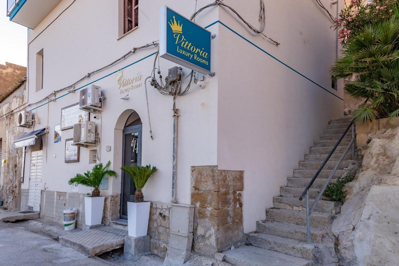 شاكا Vittoria Luxury Rooms المظهر الخارجي الصورة