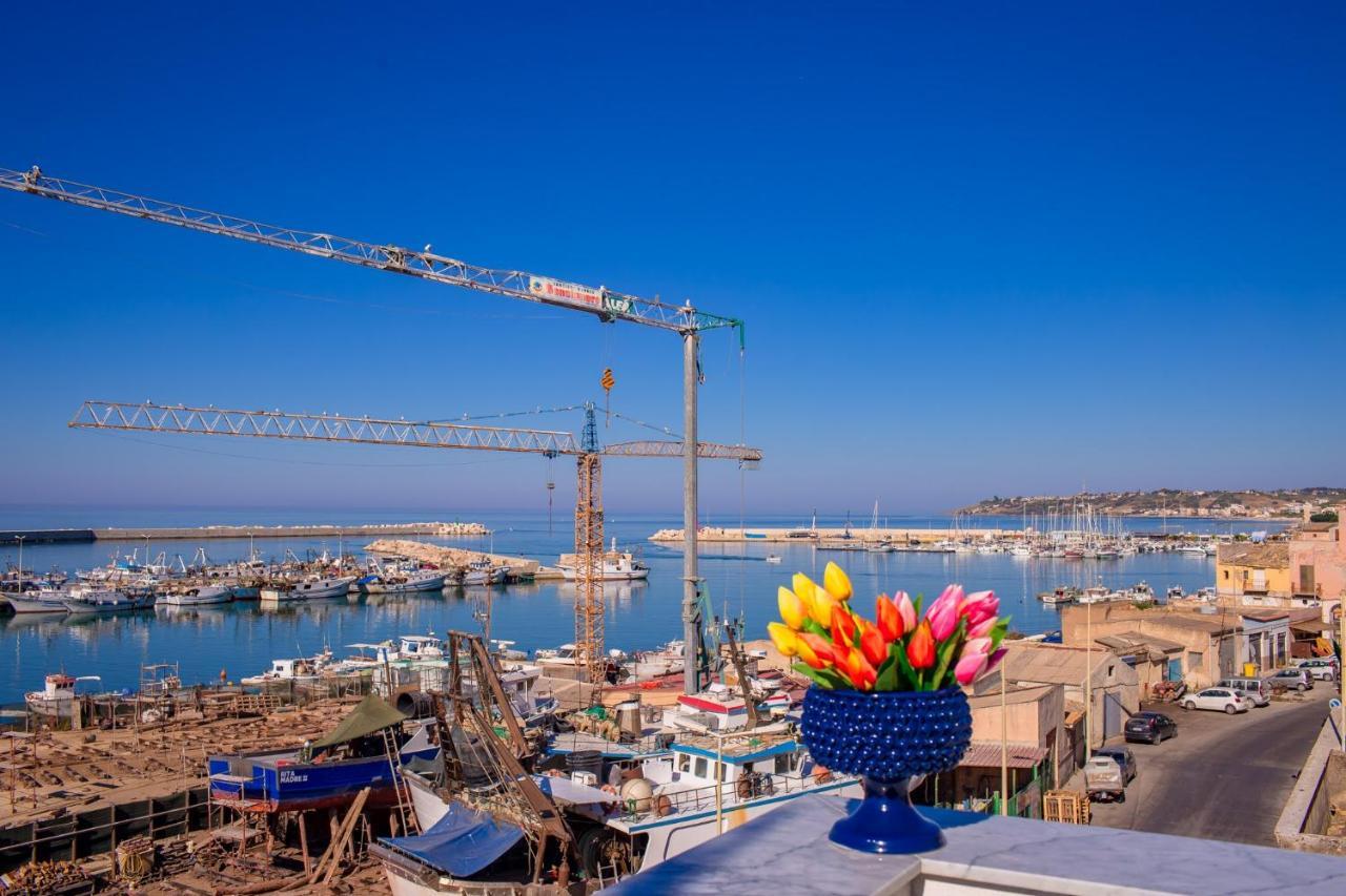 شاكا Vittoria Luxury Rooms المظهر الخارجي الصورة