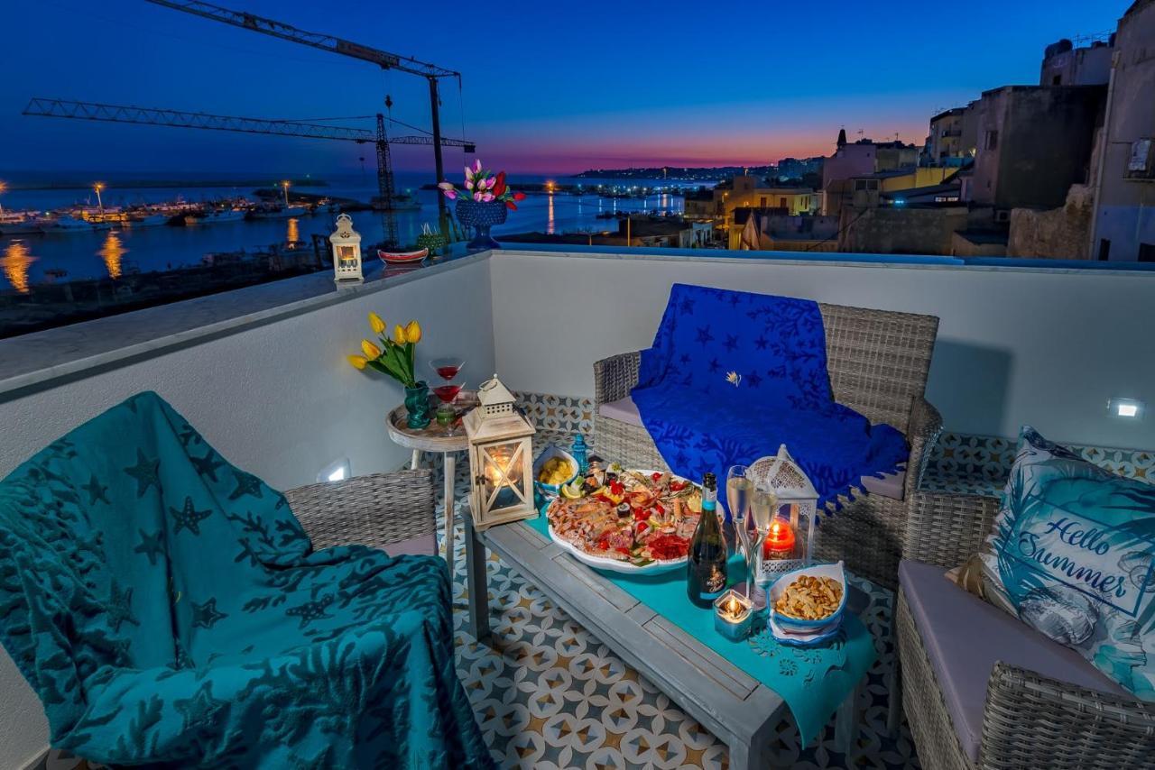 شاكا Vittoria Luxury Rooms المظهر الخارجي الصورة